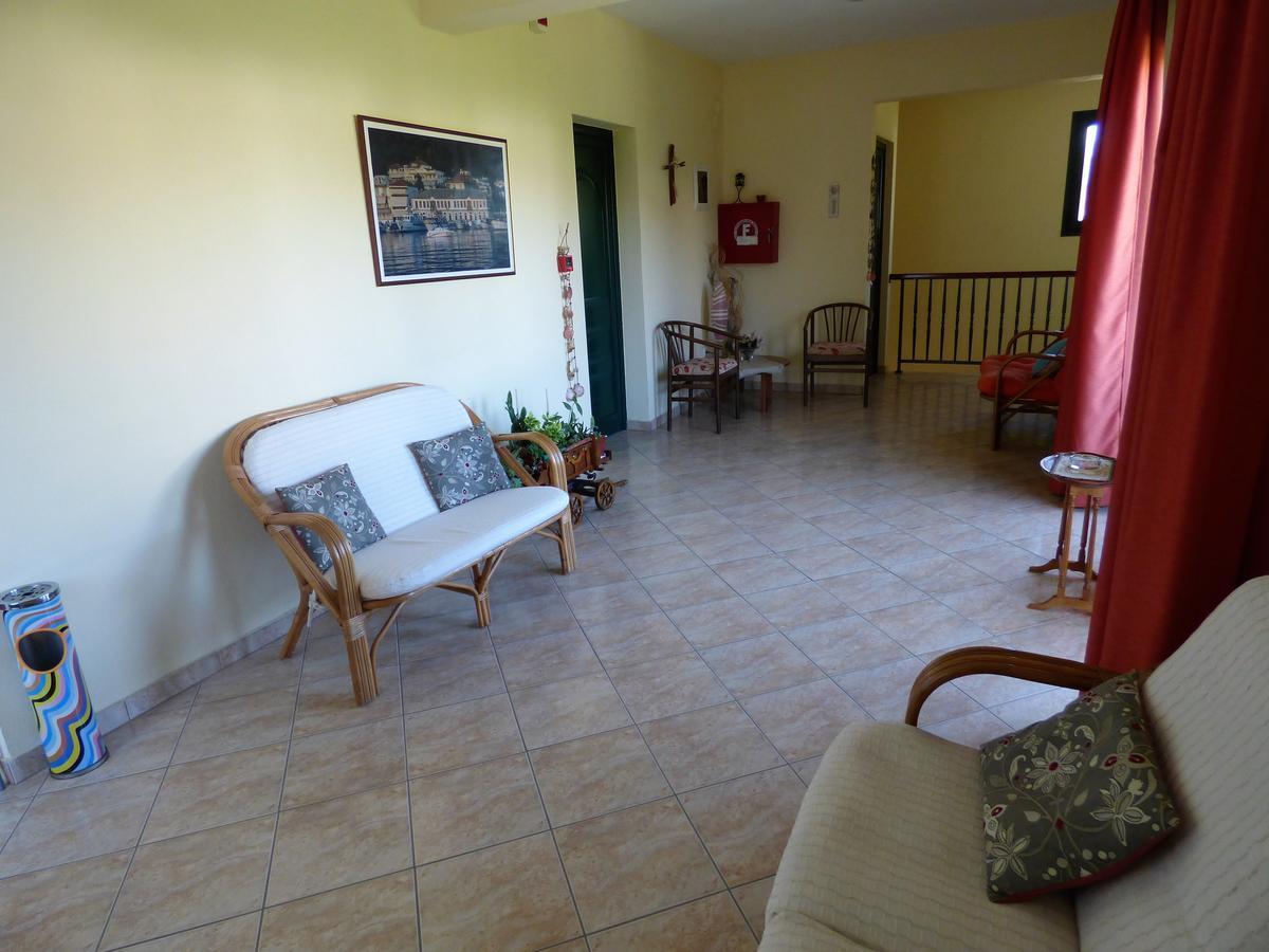 Dolphins Apartments & Rooms Limenas  Exterior photo