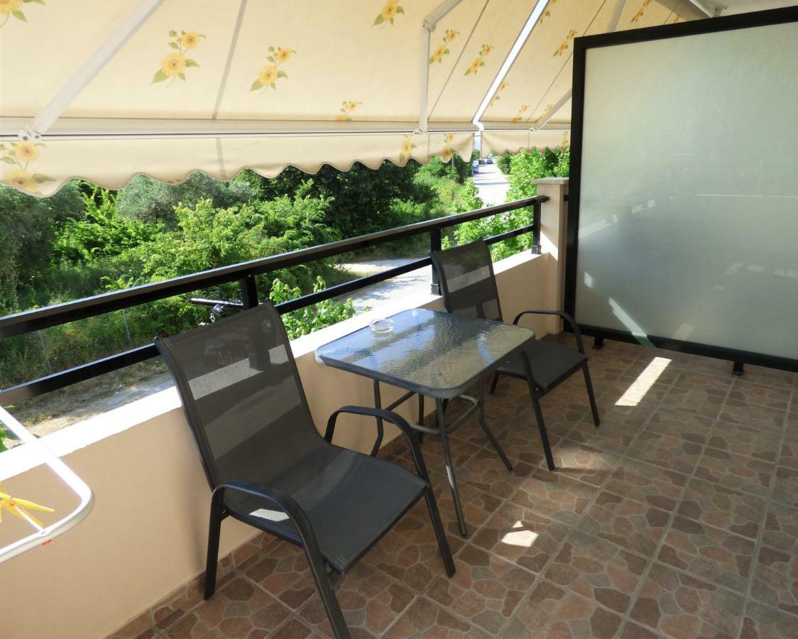 Dolphins Apartments & Rooms Limenas  Exterior photo