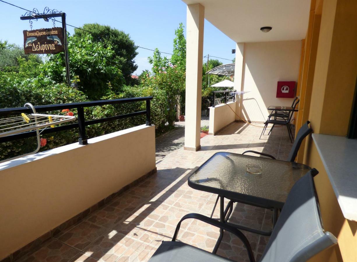 Dolphins Apartments & Rooms Limenas  Exterior photo