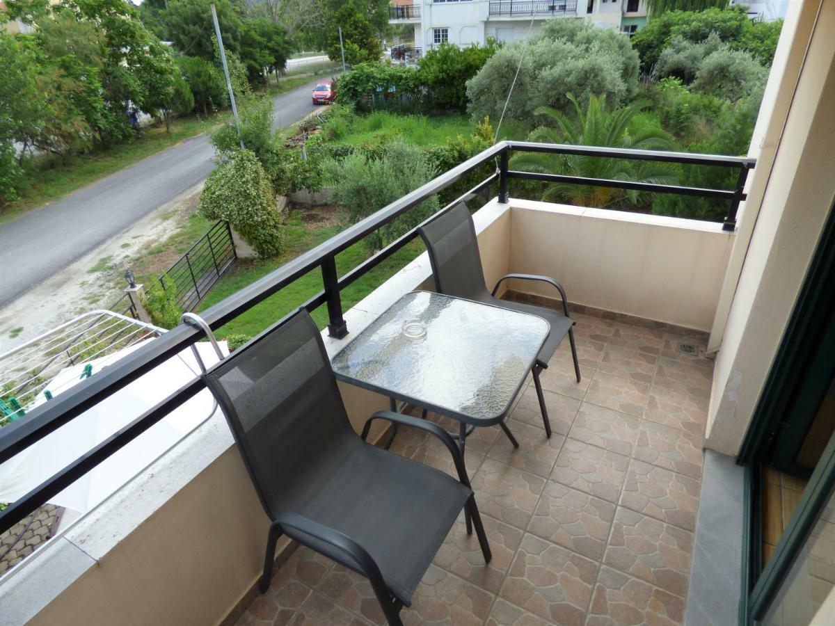 Dolphins Apartments & Rooms Limenas  Exterior photo