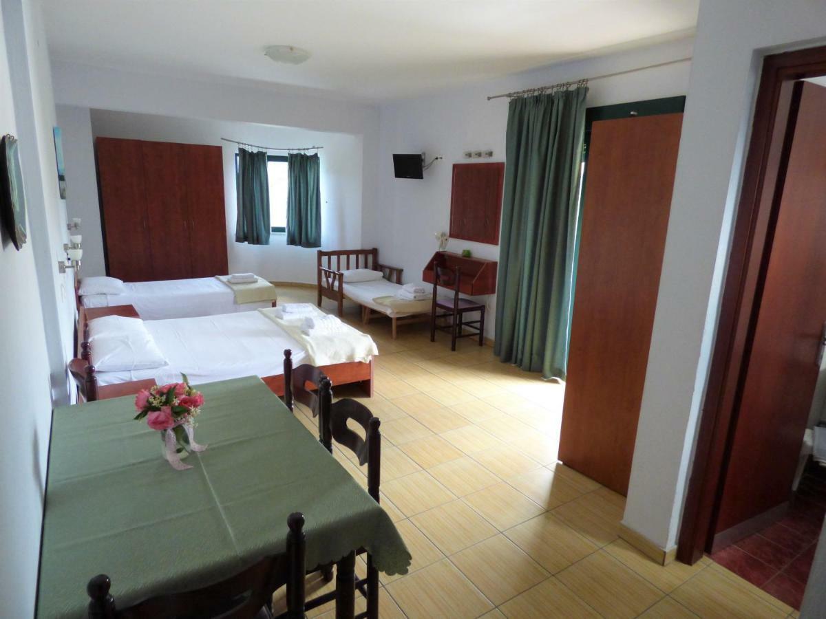Dolphins Apartments & Rooms Limenas  Exterior photo